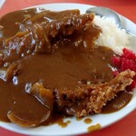 黒恵屋食堂 - 海老カレー大盛り　海老フライが2本乗ってます