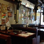 Horumon Ya Yonchan - 店内