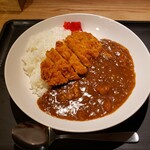 Sakedokoro Obandesu - おばんですカツカレー　1000円