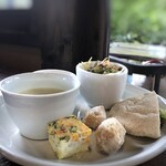 cafe たねの隣り - ◆ランチプレート・・それぞれに付きます。