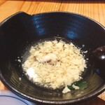 常蔵 - お出汁たっぷりの、おつゆ代わりな位のゆるゆる茶碗蒸しの食べ途中