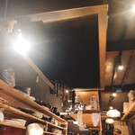 常蔵 - カウンター上部でお魚干してる