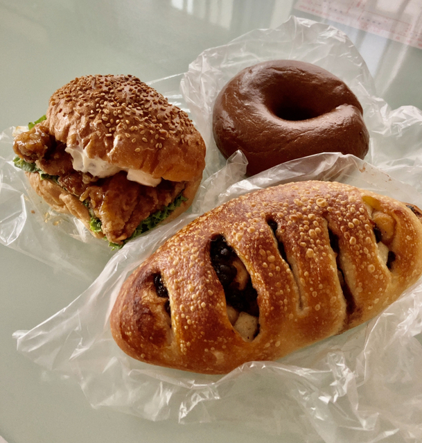 ペンギン ベーカリーカフェ 千歳店 ペンギン Bakery Cafe 千歳 パン 食べログ