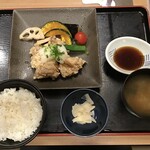 夢庵 - 若鶏の竜田揚げみぞれポン酢定食