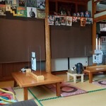 きく屋 - 小上がりテーブル席！