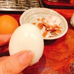 豚まるラーメン - 無料ゆで卵