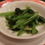 萬珍樓點心舗 - きのこと青菜の炒め