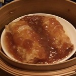 萬珍樓點心舗 - タケノコの湯葉巻き