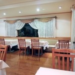 ファンベック・ナオト - 店内