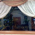 ファンベック・ナオト - センターの窓