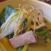 ろあん松田 篠山店 - 野菜サラダ・山椒オイル、蕎麦板添え