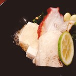 鮨 おくの - 牡蠣とかすべとタコ