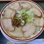 田中そば店 - お肉たっぷり〜