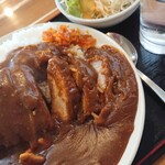 長崎屋食堂 - カツは結構厚みがあります