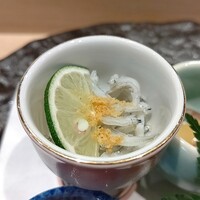 梅田 鮨 よこ田 - 