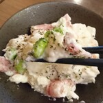 大衆酒場 斎藤商店 - 枝豆とベーコンのポテトサラダ