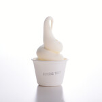 Soft serve ice cream (vanilla)