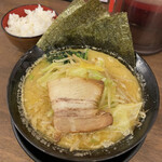 元祖三河味噌ラーメン おかざき商店 - 