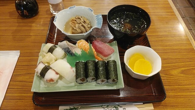 こみや寿司（こみやずし） - 仙北町（寿司）の写真