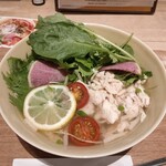 Tanita Kafe - 蒸し鶏と野菜のフォー（単品）