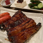 串焼家　まる房ず - 赤ウィンナー、うなぎ