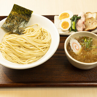 濃厚焼きあご煮干し つけ麺さか田_2