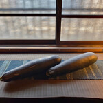 土家 - ご近所で落ちてた大きくなり過ぎたズッキーニ
      頼んで、もらってきたそうです
      