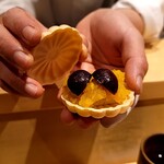 銀座 しのはら - フォアグラ最中