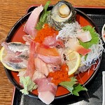 Mirakutei Sazae - 海鮮丼