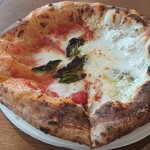 Pizza.肉.ワイン.イルフォルノドーロ - 