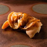 鮨 ともあき - 煮はまぐりのにぎり