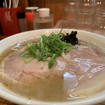 中華蕎麦 春馬 - 濃厚煮干そば850円