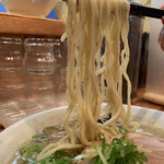 中華蕎麦 春馬 - 麺リフト⤴️