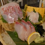 庄屋 鶴岡站前店 - 庄屋刺し身三点盛り　980円