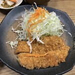 つるや - とんかつアップ