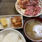 焼肉・円盤餃子　ひたち - ミックス定食