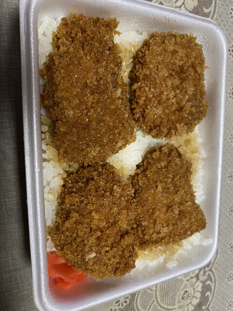 志多美屋本店 したみやほんてん 桐生 かつ丼 かつ重 食べログ