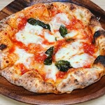 Pizzeria Pino Isola VESTA - マルゲリータ (持帰り)