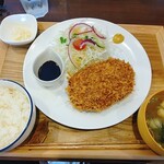 キッチン・ヒイラギ - メンチカツ定食