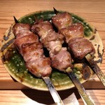 とり茶太郎 - あか 食べ比べ（茶太郎鶏 雌 & 名古屋コーチン 雌 & 比内地鶏 雌）