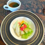 Kohakufutabadou - ■ランチに付いてくるサラダとスープ