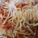 ラーメン 味の駅 - 麺はツルッツル、自家製麺かなぁ？