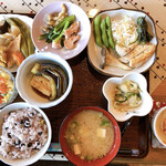 カフェ ひよっこ - おまかせランチ 1,000円