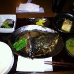 ごはんや金沢 - ぶり大根定食（１０００円）