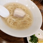 大衆居酒屋 よっとこ - 関西初透明とんこつラーメン