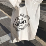 PATISSERIE LACROIX - 袋は10円だ