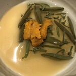 麺屋一燈 - はまぐり蕎麦とジャガイモのブランマンジェ風 ウニとジュンサイのゼリー載せ