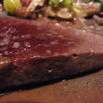 フロリレージュ - 本日のメイン　鹿のレバーと腎臓とフィレ　舞茸とジロール茸　野菜と色々な鹿の内臓のソース