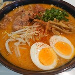 Ramen Dokoro Gouya - とろ肉辛味噌らーめん