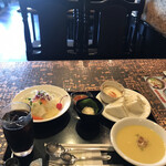 ヴィクトリア - 